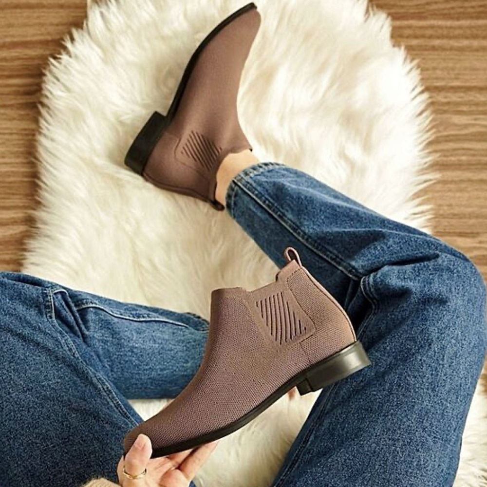 Vivaia Ryan Knit Chelsea Boots 42